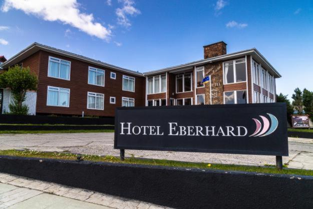 Hotel Capitán Eberhard Puerto Natales Esterno foto